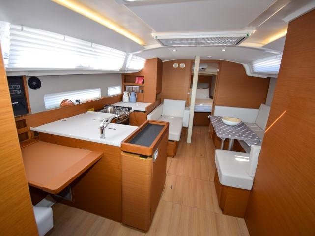 Book yachts online - sailboat - Sun Odyssey 410 - Sky Asya - rent