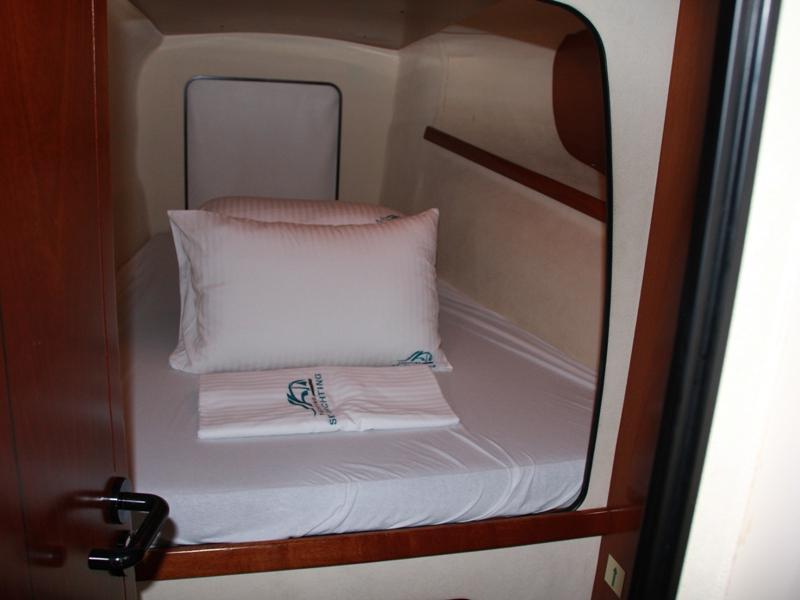 Book yachts online - catamaran - Athena 38 - Andromeda 1 - rent