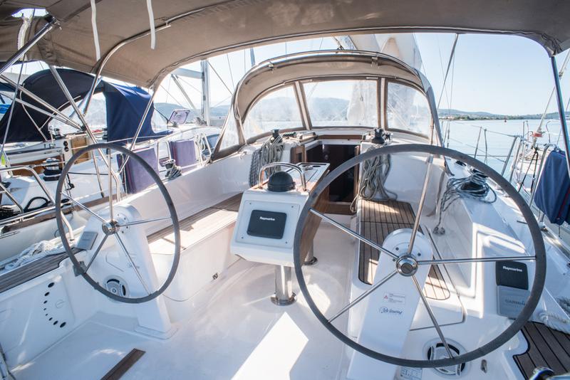 Book yachts online - sailboat - Bavaria Cruiser 37 - TAKIS II - rent