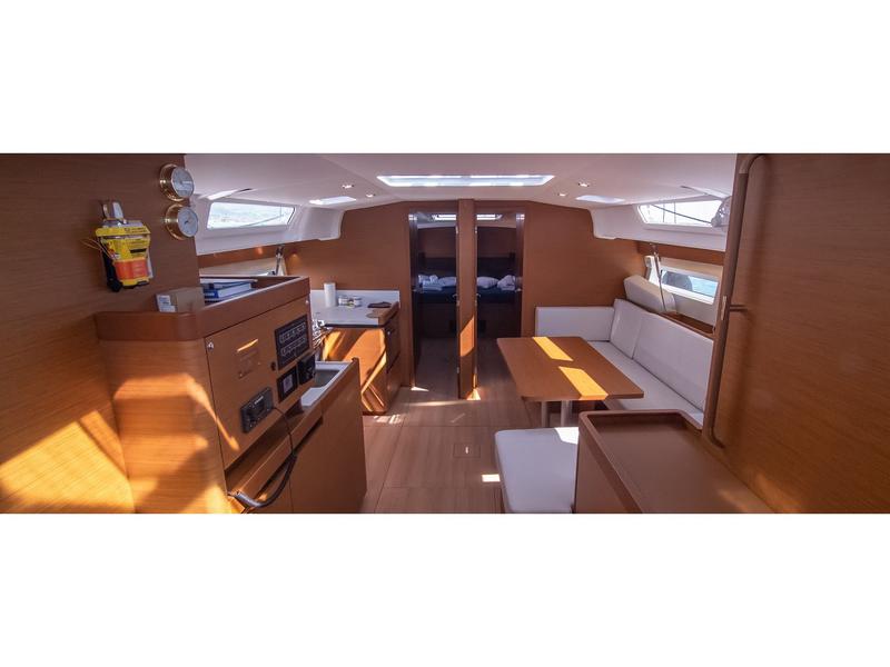 Book yachts online - sailboat - Sun Odyssey 490 - MARINA GEN.+A.C. - rent