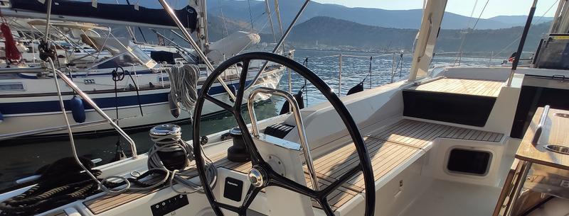 Book yachts online - sailboat - Oceanis 51.1 - THEODORA GEN.+A.C. - rent