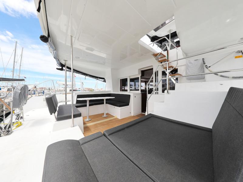 Book yachts online - catamaran - Lagoon 450 - OASIS - rent