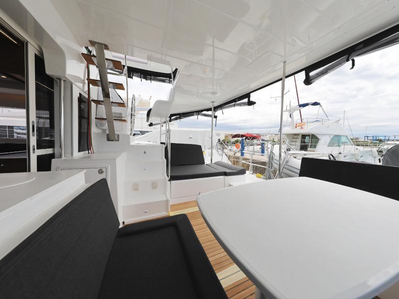 Book yachts online - catamaran - Lagoon 450 - OASIS - rent