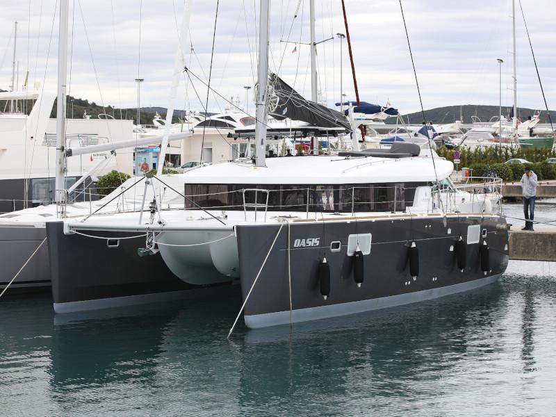 Book yachts online - catamaran - Lagoon 450 - OASIS - rent