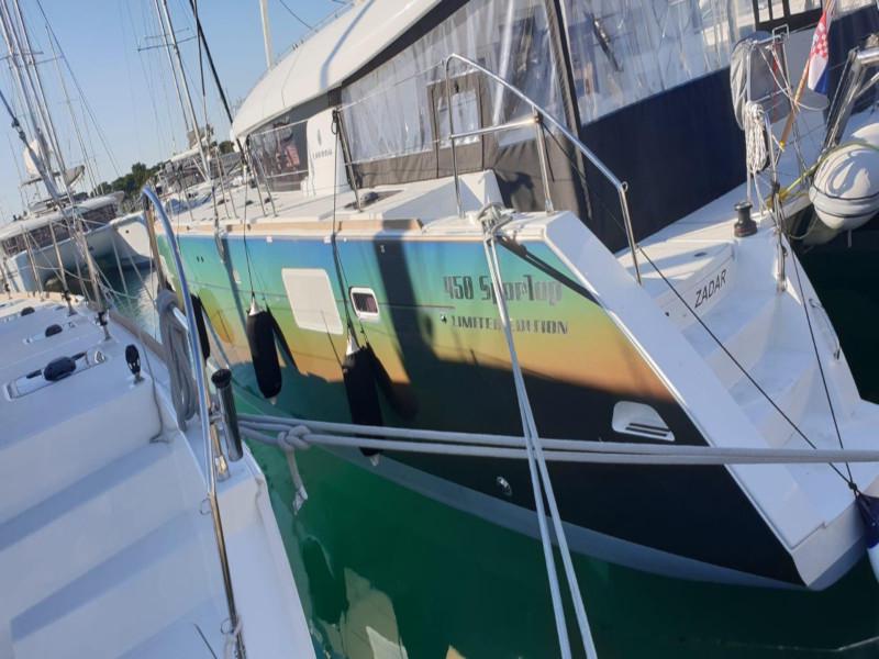 Book yachts online - catamaran - Lagoon 450 - OASIS - rent