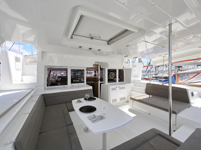 Book yachts online - catamaran - Lagoon 450 F - LADIES&amp;GENTLEMEN - rent