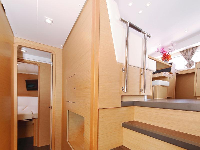 Book yachts online - catamaran - Lagoon 400 S2 LTD EDITION - SCIROCCO - rent