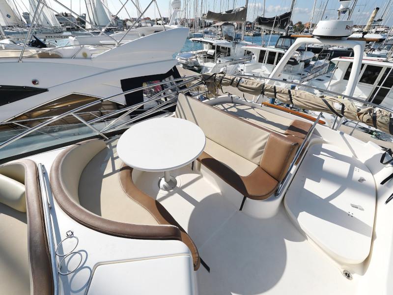 Book yachts online - motorboat - Prestige 46 Fly - ANIMA MARIS - rent