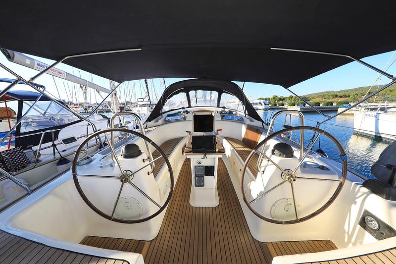 Book yachts online - sailboat - Bavaria 50 - MUSKAT - rent