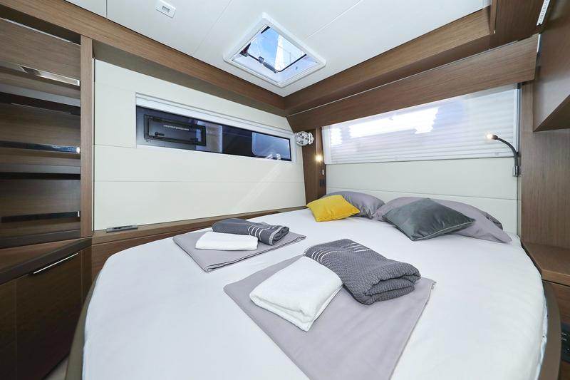 Book yachts online - catamaran - Lagoon 50 - CELESTE DEL MAR - rent