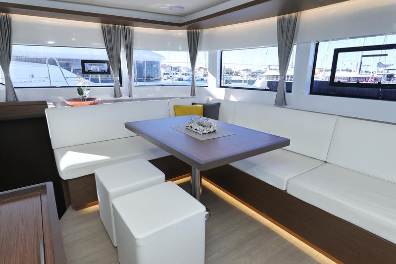 Book yachts online - catamaran - Lagoon 50 - CELESTE DEL MAR - rent