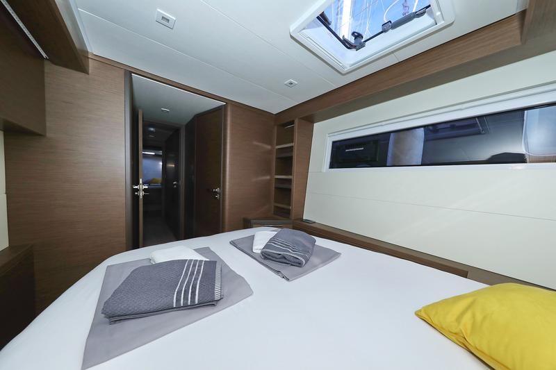 Book yachts online - catamaran - Lagoon 50 - CELESTE DEL MAR - rent