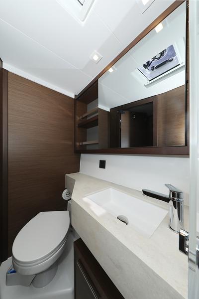 Book yachts online - catamaran - Lagoon 46 - PANOS - rent
