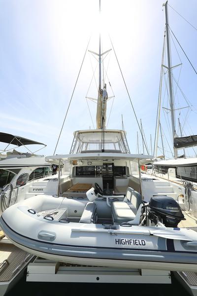 Book yachts online - catamaran - Lagoon 46 - PANOS - rent