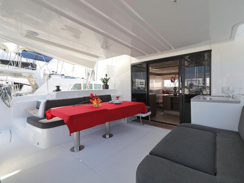 Book yachts online - catamaran - Lagoon 50 - 50 CENT - rent