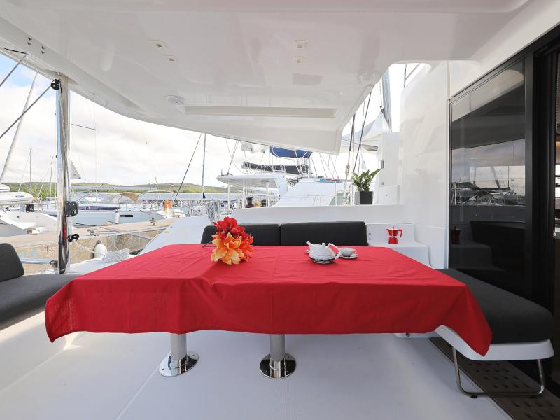 Book yachts online - catamaran - Lagoon 50 - 50 CENT - rent