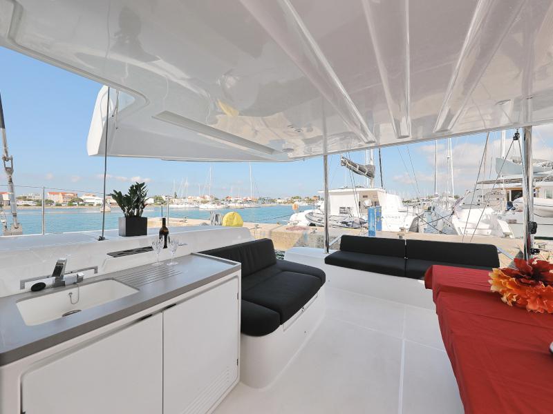 Book yachts online - catamaran - Lagoon 50 - 50 CENT - rent