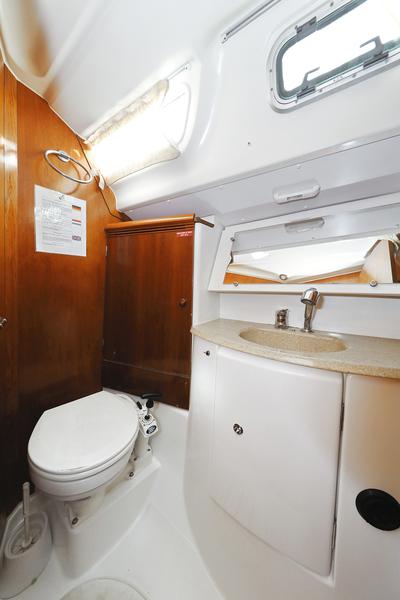 Book yachts online - sailboat - Sun Odyssey 45 - Lejla - rent