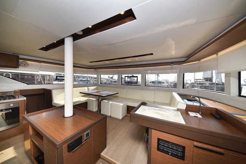 Book yachts online - catamaran - Lagoon 50 - LUX - rent