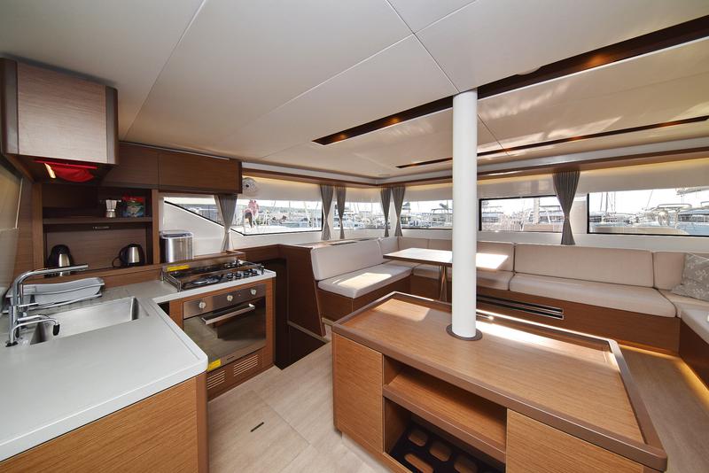 Book yachts online - catamaran - Lagoon 50- owner version - RAGNAR - rent