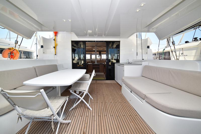 Book yachts online - catamaran - Lagoon 50- owner version - RAGNAR - rent