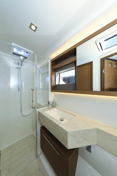 Book yachts online - catamaran - Lagoon 50- owner version - RAGNAR - rent
