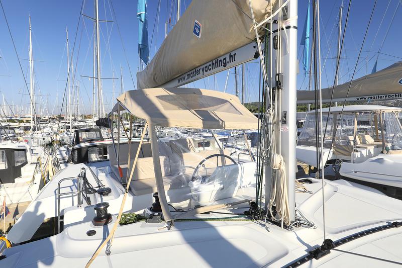 Book yachts online - catamaran - Lagoon 50- owner version - RAGNAR - rent