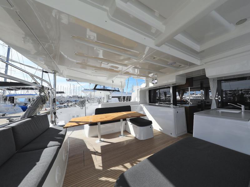 Book yachts online - catamaran - Lagoon 46 - DEEPSEA - rent