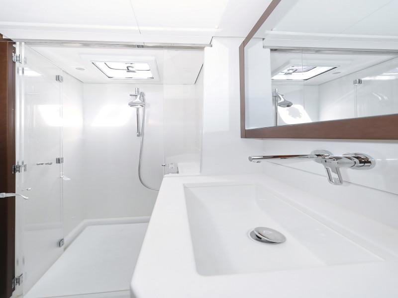 Book yachts online - catamaran - Lagoon 450 F - HOT STUFF - rent