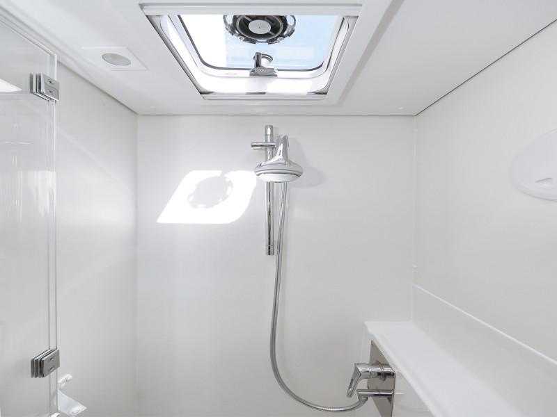 Book yachts online - catamaran - Lagoon 450 F - HOT STUFF - rent