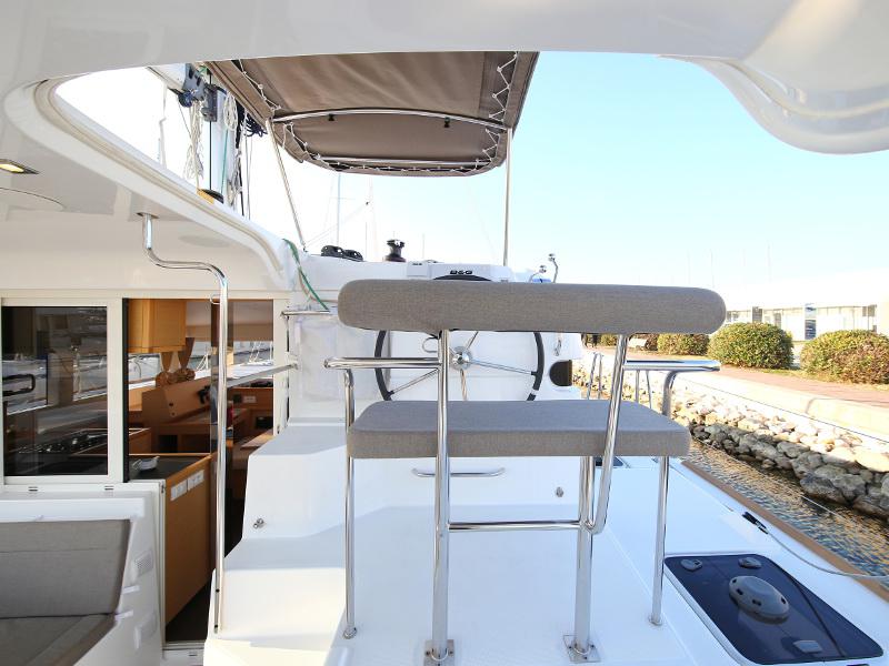 Book yachts online - catamaran - Lagoon 39 - VENTUS - rent