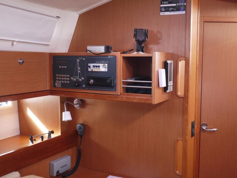 Book yachts online - sailboat - Bavaria 45 Cruiser - Messalina - rent