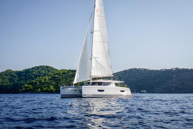 Book yachts online - catamaran - Helia 44 (4 cabs) - Lounge - rent