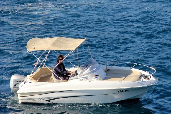 Book yachts online - motorboat - Beneteau Flyer 550 SD - Beneteau Flyer 550 - rent
