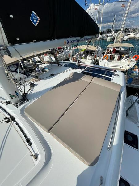 Book yachts online - catamaran - Lagoon 40 - Discovery II - rent