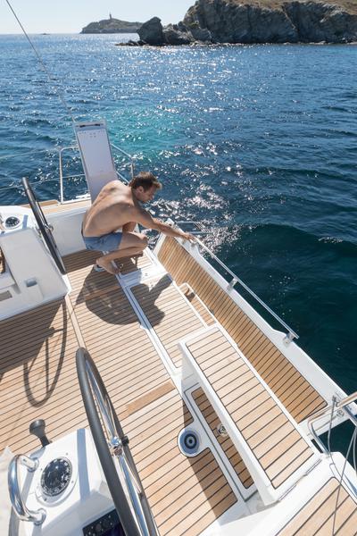 Book yachts online - sailboat - Oceanis 38.1 - Sail Bellatrix - rent