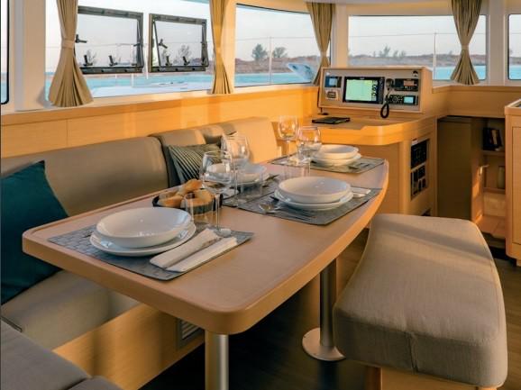Book yachts online - catamaran - Lagoon 42 - Sail Electra - rent