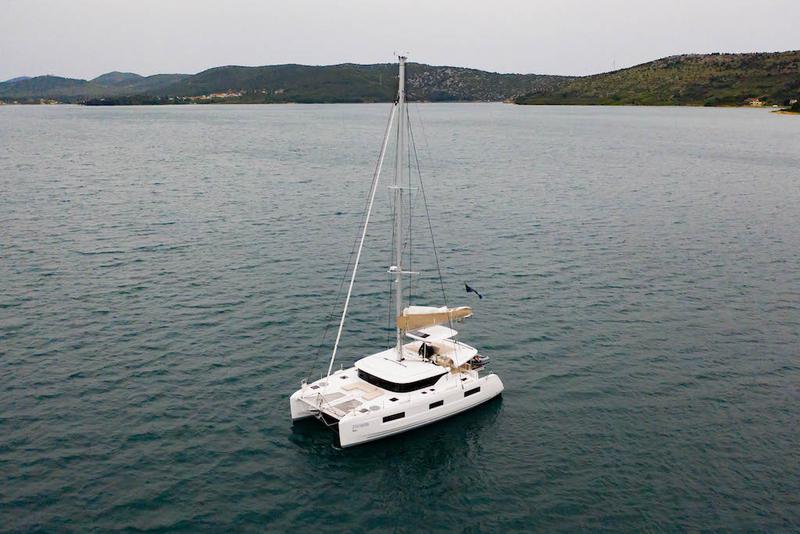 Book yachts online - catamaran - Lagoon 46 - KARI - rent