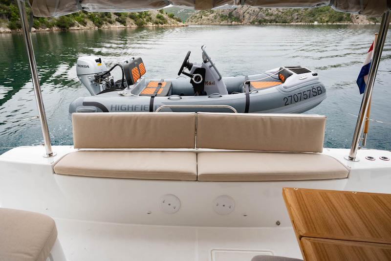 Book yachts online - catamaran - Lagoon 46 - KARI - rent