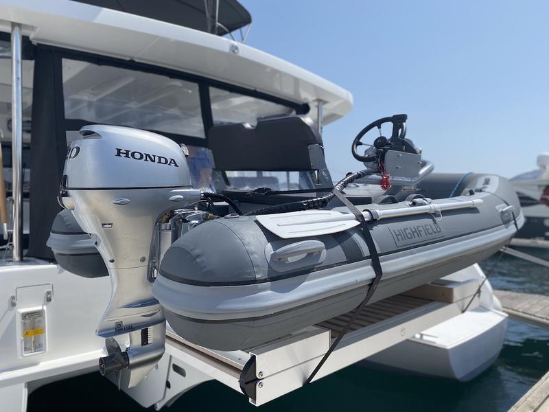 Book yachts online - catamaran - Lagoon 46 - RURU - rent