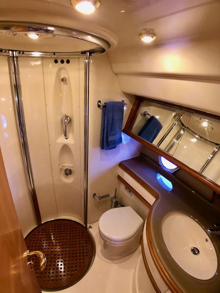 Book yachts online - motorboat - Azimut 55 - Cosmos - rent