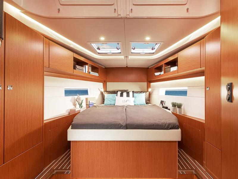 Book yachts online - sailboat - Bavaria C45/4 cbs - CL- 45C-19-G - rent