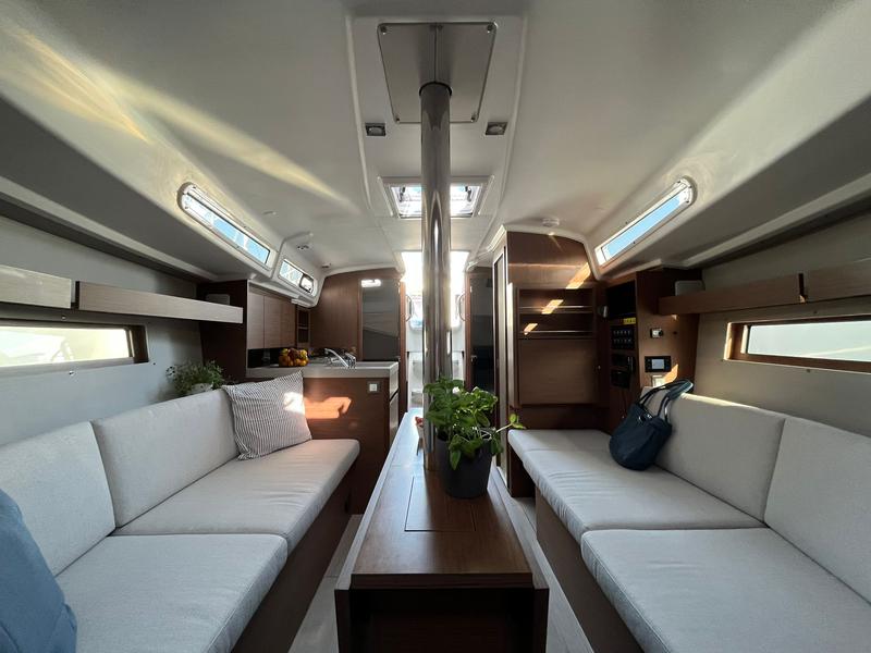 Book yachts online - sailboat - Oceanis 34.1 - ROOKIE - rent