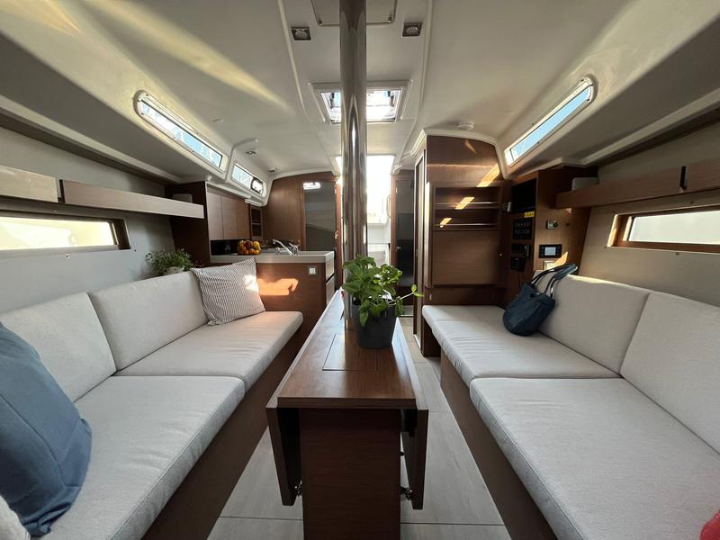 Book yachts online - sailboat - Oceanis 34.1 - ROOKIE - rent