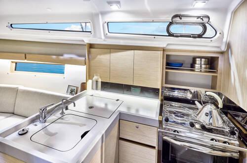 Book yachts online - sailboat - Oceanis 34.1 - ROOKIE - rent