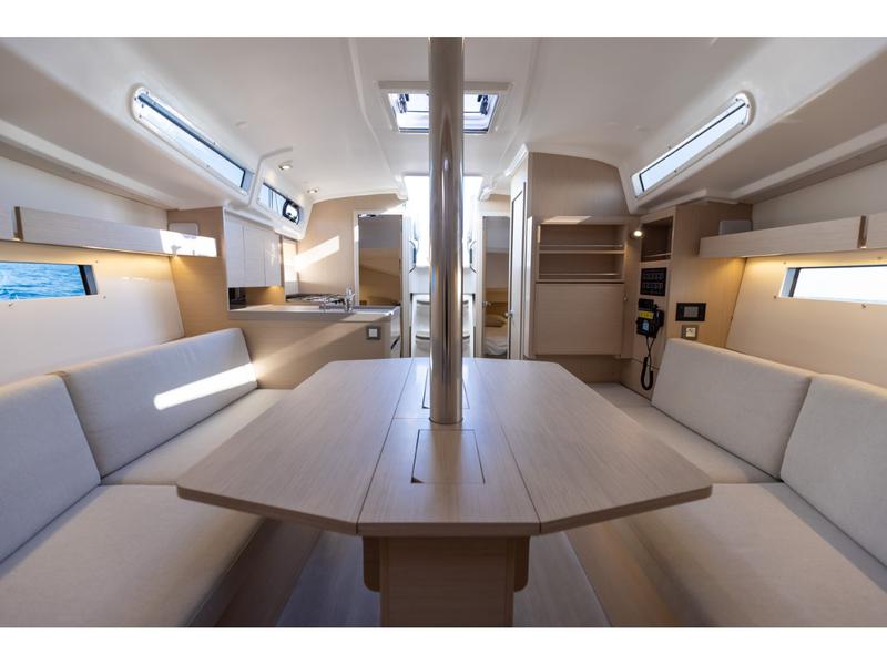 Book yachts online - sailboat - Oceanis 34.1 - ROOKIE - rent