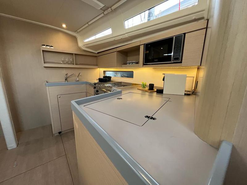 Book yachts online - sailboat - Oceanis 40.1 - MILA - rent
