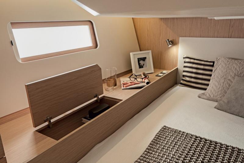 Book yachts online - sailboat - Oceanis 51.1 - 4 +1 cab - ULTRA SPIRIT - rent