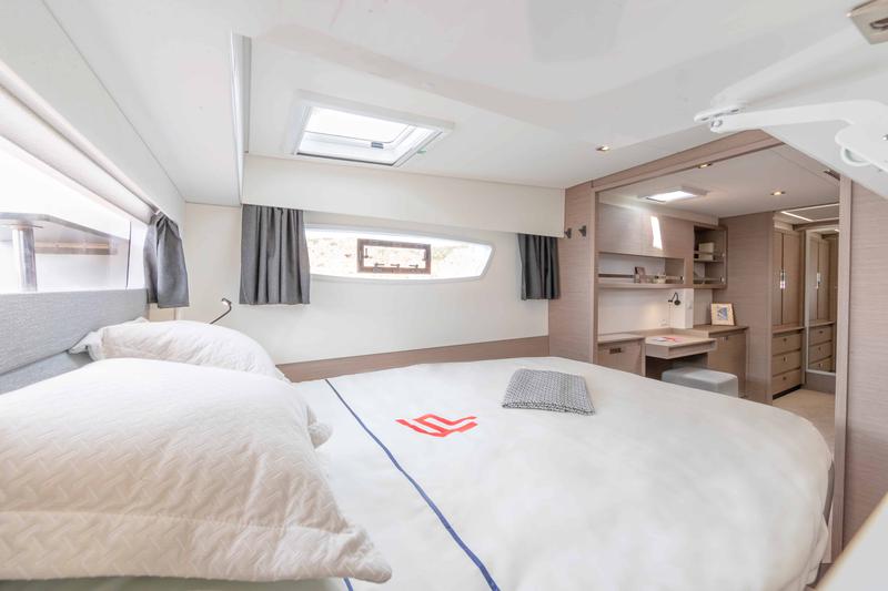 Book yachts online - catamaran - Elba 45 Quatour - PRINCESS VALERIA - rent
