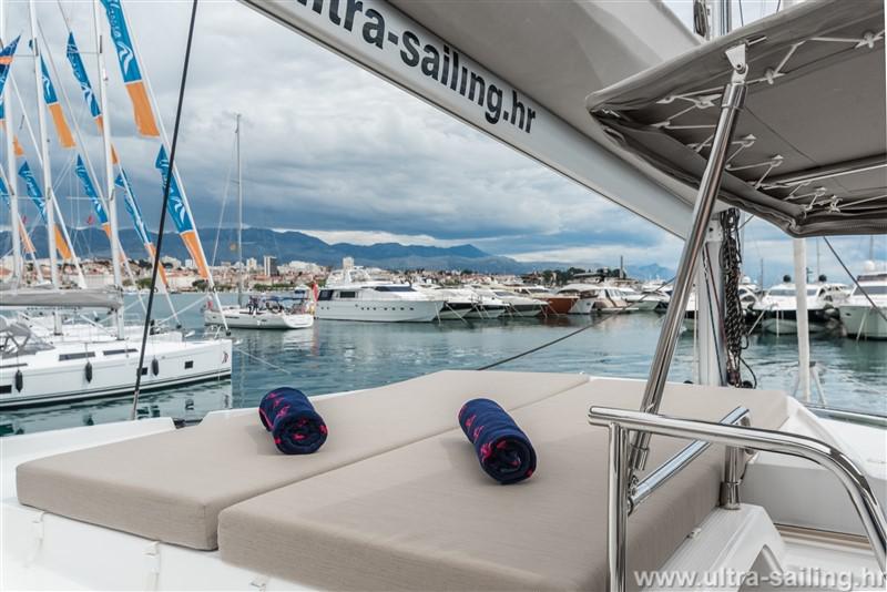 Book yachts online - catamaran - Saona 47 - DESAFINADO - rent